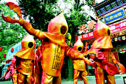 北京簋街“麻小”过节 “龙虾爱好者”大呼过瘾