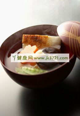 冬季肥胖者应少吃多餐控制体重