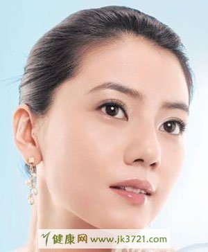 牙龈肿痛吃什么