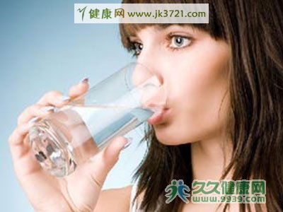 健康大调查:一天排尿几次最正常?