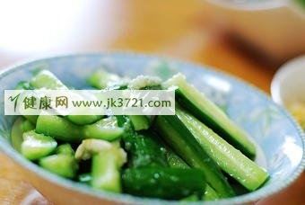 6种蔬菜轻松改善肌肤 让你水润美白