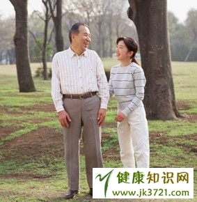 老年人冬季如何晒太阳？