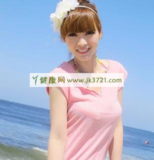 自创美白小方法 玫瑰精油加速美白保湿