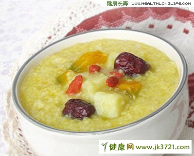 老年人饮食有讲究 早餐不要过早