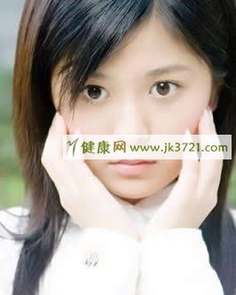 用加醋的水洗脸也能美白