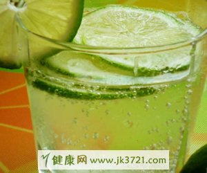 苏打水
