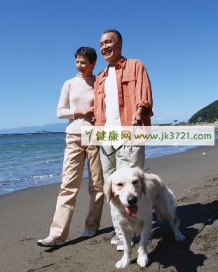 饭后散步最后先静坐半小时