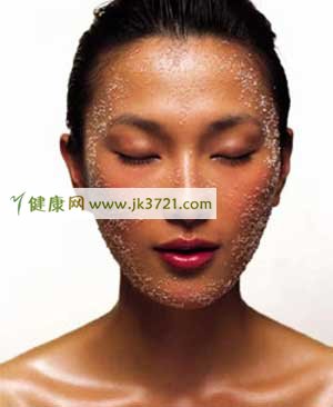 美女秘籍教你避过护肤误区