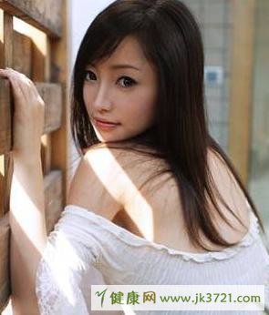 脸部皮肤越来越黑