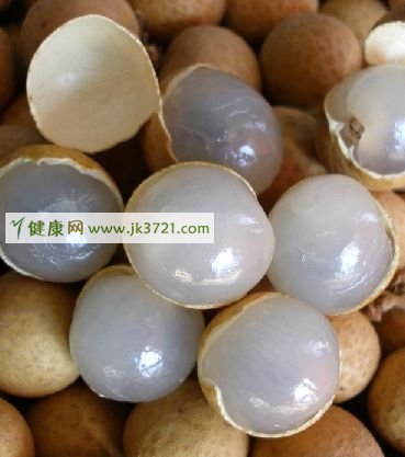 能为肌肤补充营养的美容护肤水果