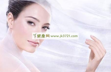 如何去除黑眼圈，快速去黑眼圈的窍门