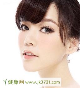 鼻子上有黑头怎么办