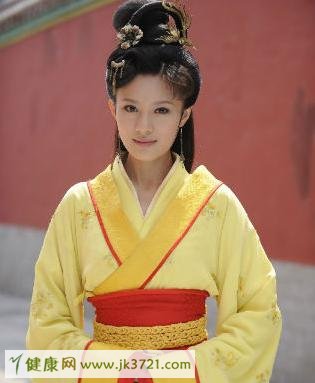 《西施秘史》史邬靖靖教你春季美白护肤