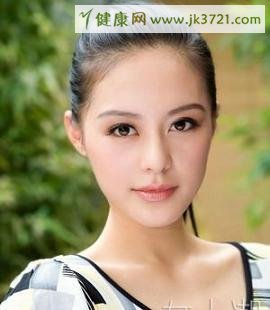 吃什么维生素能美白