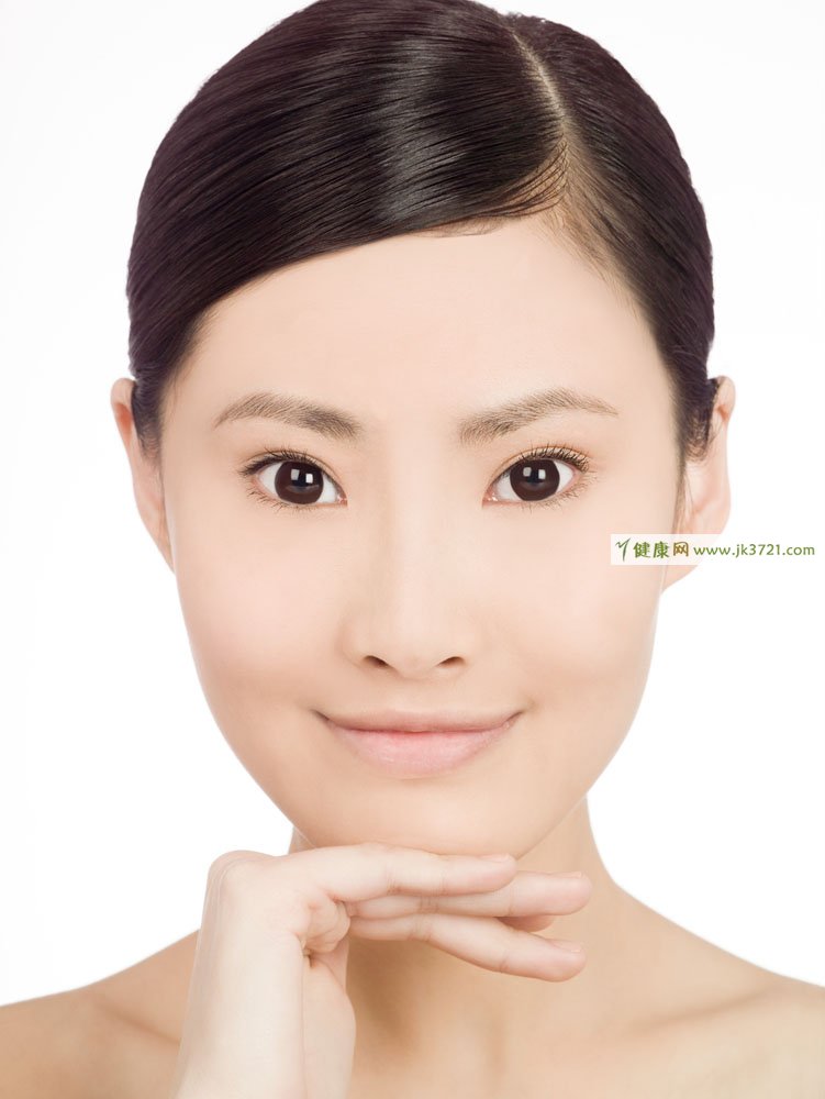 改善皮肤的小妙招 肌肤白净又健康