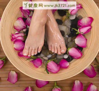 冬季养生在家足疗DIY