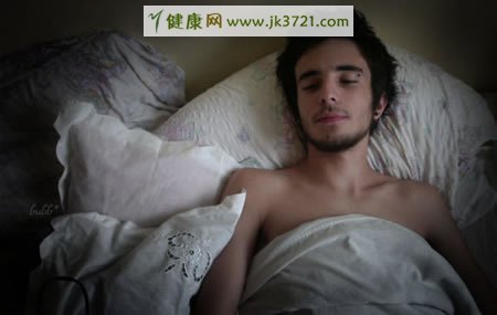 哪些原因会引起失眠，如何改善