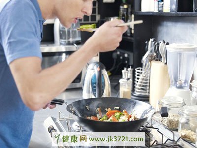 炒菜油烟的危害，如何减少油烟