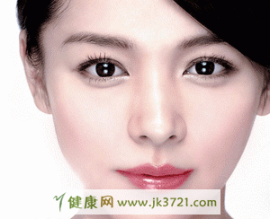 不要草莓鼻 六种方法有效快速去黑头