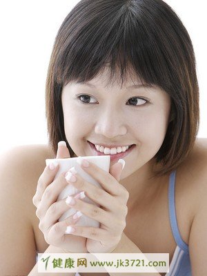 冬季养生常喝白开水