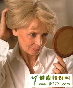 老年：不可忽视的老年斑