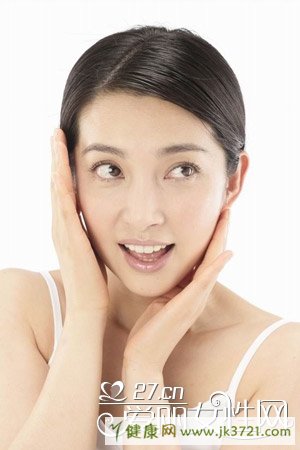 轻松排毒方法拥有健康肌肤