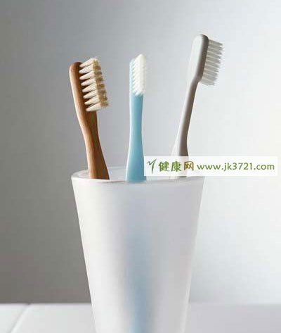 生活健康知识：如何保持牙刷清洁