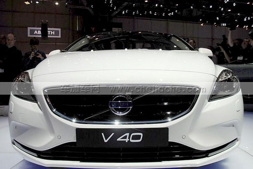 沃尔沃V40.jpg